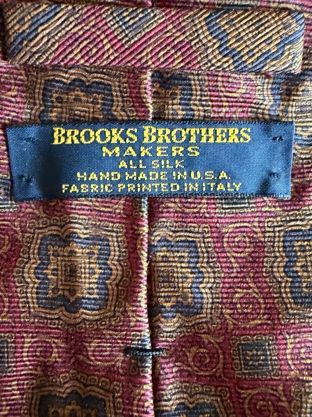 Vintage Brooks Brothers Silk Tie 1980’s Geometric Medallion Pattern EC - Picture 3 of 3